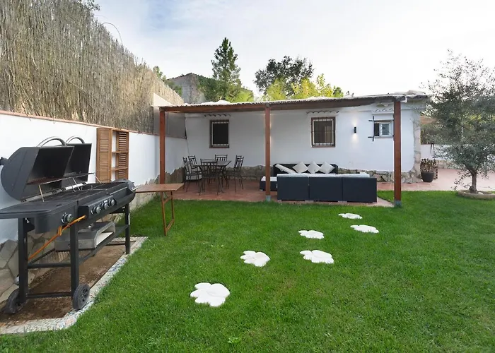 Detached Villa For 6 People In Lloret De Mar With Comunal Outdoor Swimming Pool