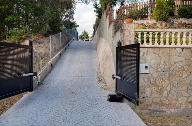 Villa Detached For 6 People In Lloret De Mar With Comunal Outdoor Swimming Pool Puigventos