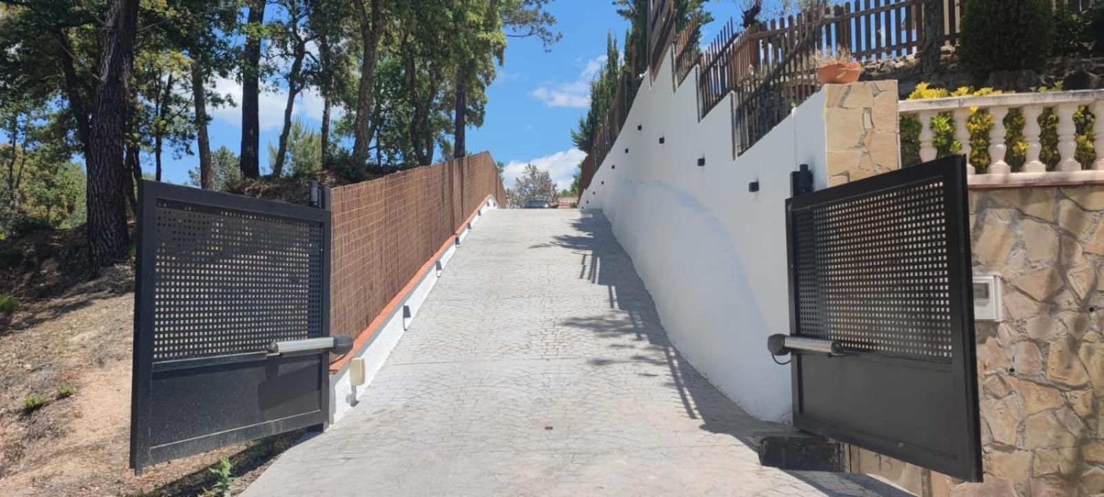 Villa Detached For 6 People In Lloret De Mar With Comunal Outdoor Swimming Pool *