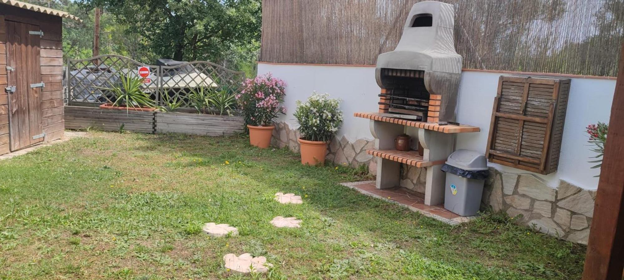 Villa Detached For 6 People In Lloret De Mar With Comunal Outdoor Swimming Pool Puigventos